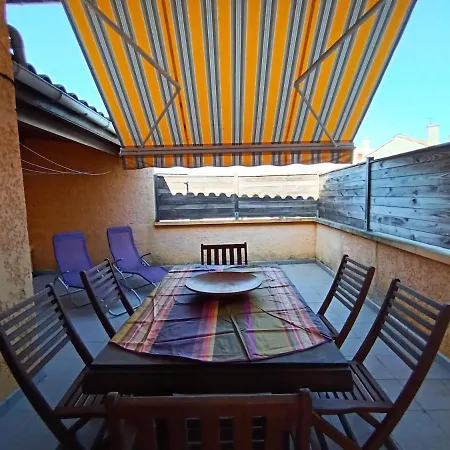 Apartment Quiet Family 3 Bedrooms Apartment, 5 Min To St Jean Train Station